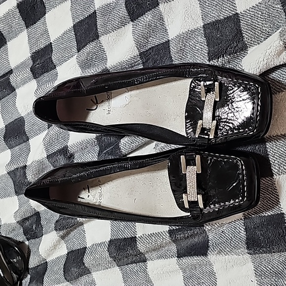 Liz Claiborne Shoes - Black liz claiborne flat with silver crystal buckle. Size 9.5